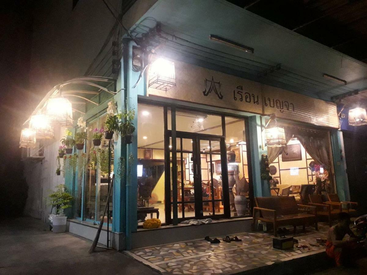 Ruan Ben Ja Don Mueang,Bangkok Hostel Kültér fotó