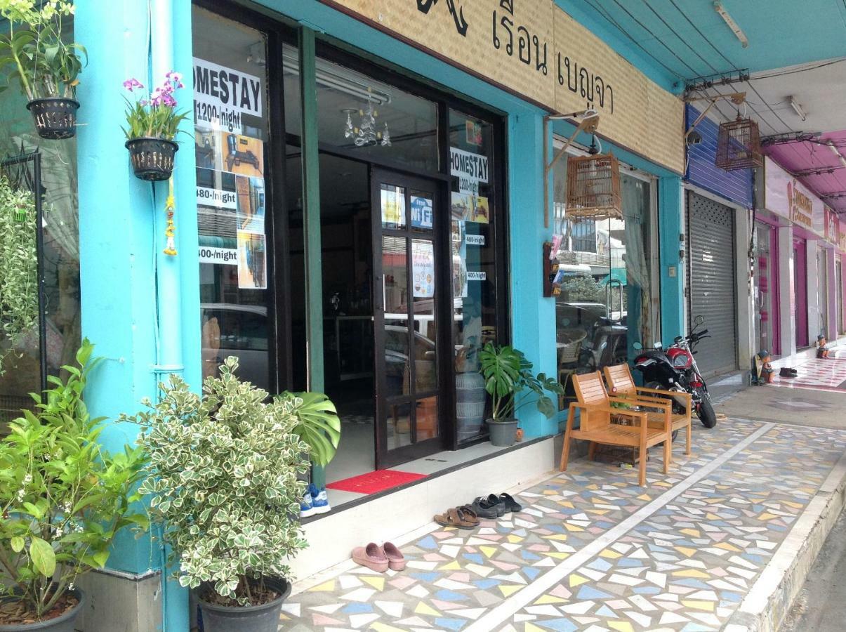 Ruan Ben Ja Don Mueang,Bangkok Hostel Kültér fotó